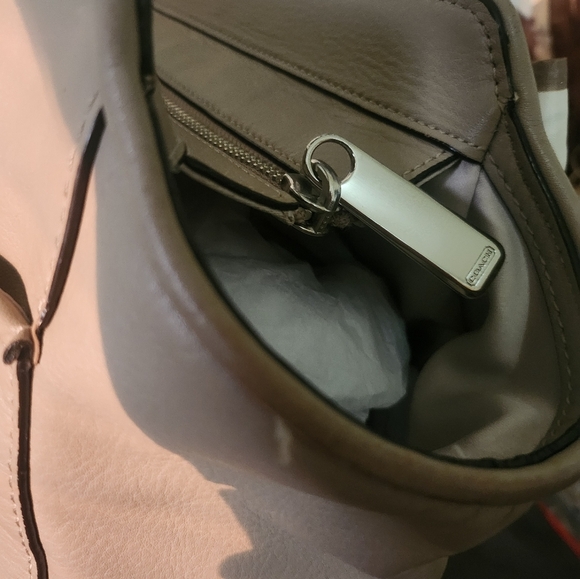 Coach Tan and Brown Tote Bag - Picture 10 of 15